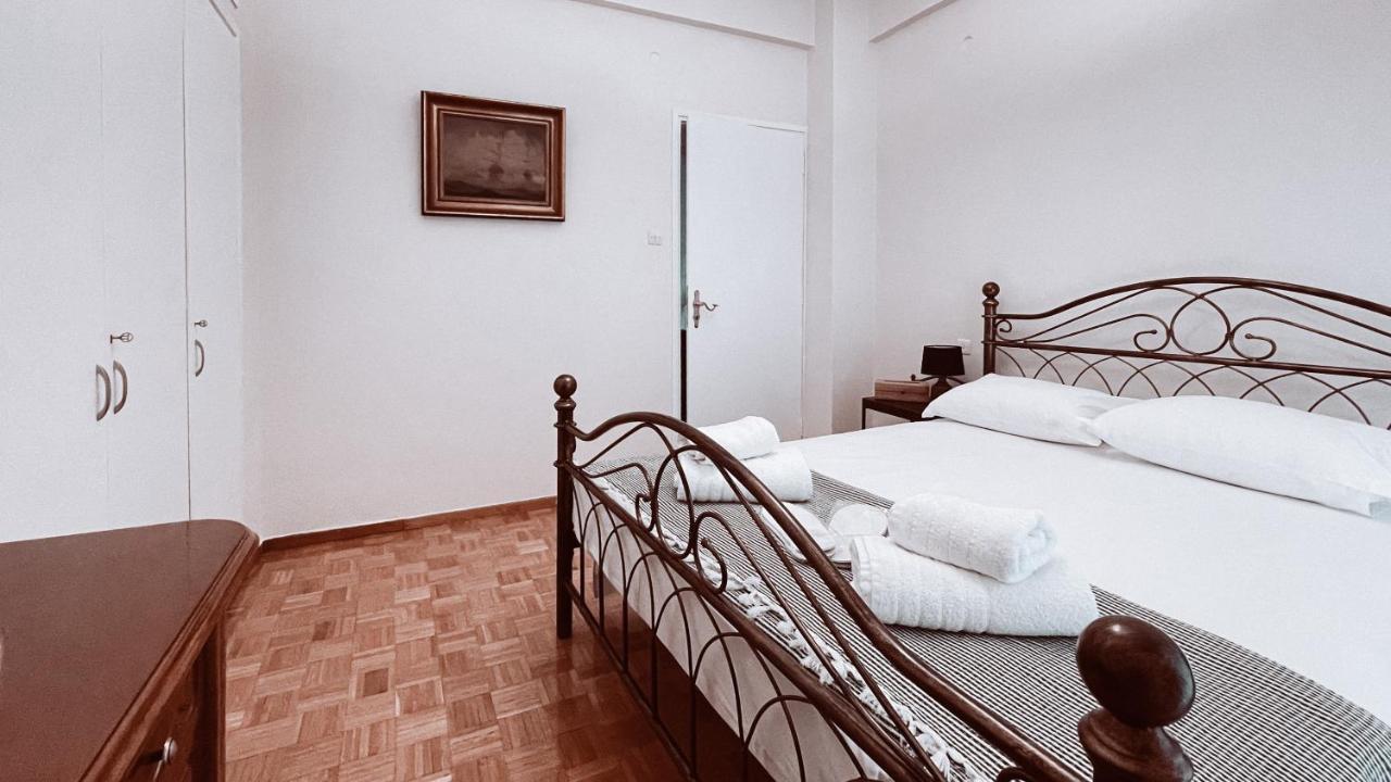 אתונה Vintage 2-Bedroom Apt In The Heart Of The City מראה חיצוני תמונה